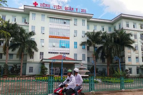 Pleiku: Xe máy chở 3 tự ngã, 2 người thương vong