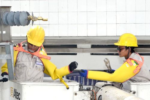 EVNHCMC: Phấn đấu giảm thời gian mất điện bình quân của mỗi khách hàng ở TP.HCM dưới 97 phút