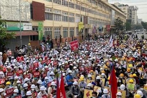 Hàng nghìn người Myanmar kêu gọi tổng đình công bất chấp bị đàn áp