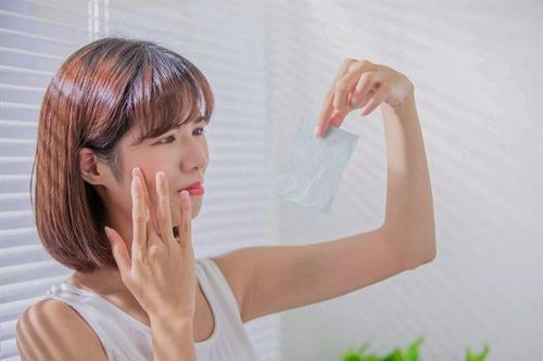 8 mẹo vặt giúp bạn sạch sẽ thơm tho dù không kịp tắm buổi sáng