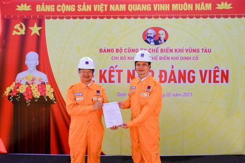 Đảng bộ PV GAS quan tâm công tác phát triển đảng viên