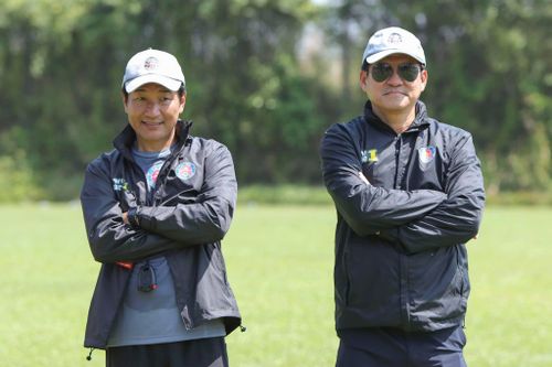 Đội bóng đầu tiên ở V-League 2021 'thay tướng'