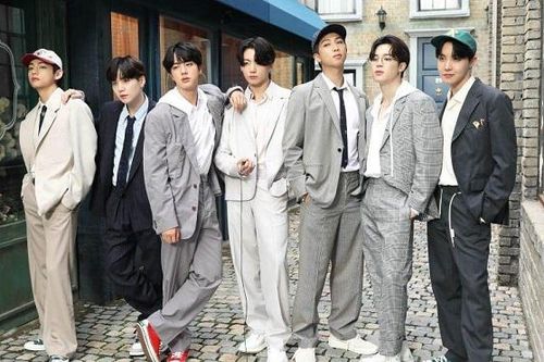 Cả 7 thành viên BTS sẽ tham gia chương trình 'hỏi xoáy đáp xoay' đặc biệt