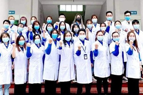 Thái Nguyên: Sinh viên ngành y xung kích phòng, chống dịch