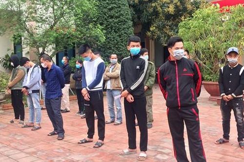 Hàng chục trường hợp đốt pháo đên Giao thừa bị triệu tập