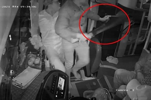 Tài xế xe khách bị hành hung ở Quảng Nam: Triệu tập 5 người liên quan