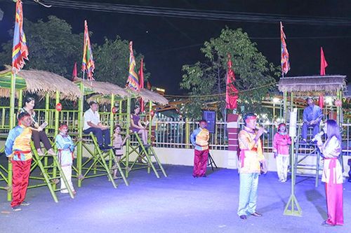 Để nghệ thuật bài chòi vang xa…