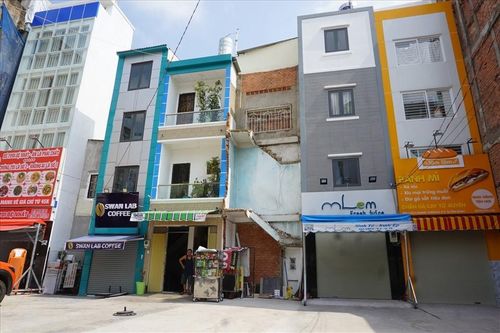 Nhà dân dọc dự án metro số 2 'khoác áo mới' sau khi bàn giao mặt bằng