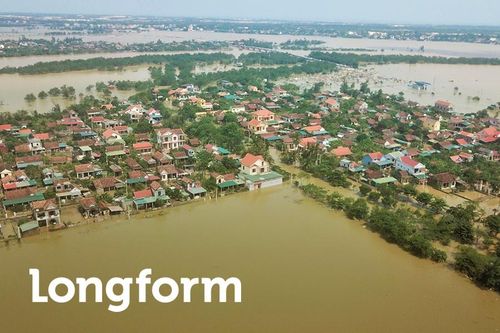 Hai bức tranh trong màu nước đục