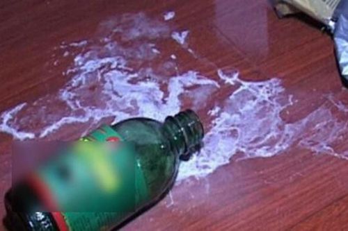 Chồng giết vợ vì nghi có nhân tình