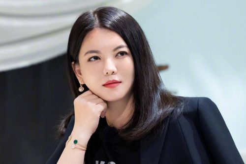 MC Lý Tương bị điều tra do gây mất vệ sinh