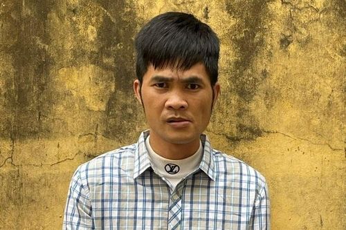 Kẻ đấm công an ở chốt kiểm dịch lĩnh 15 tháng tù