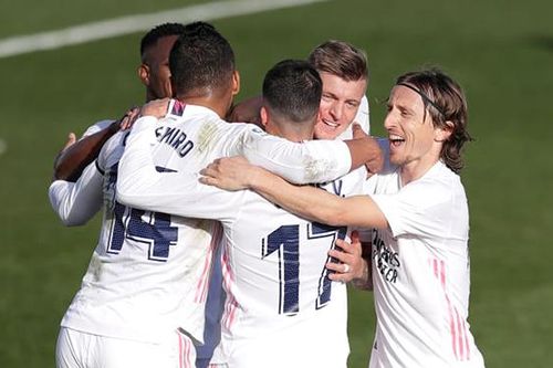 Real Madrid: Tìm bình yên trong giông bão
