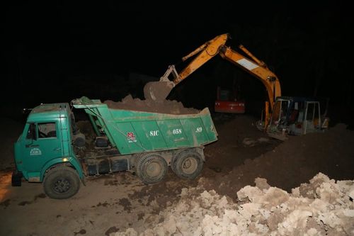 Sóc Trăng: Bắt quả tang vụ khai thác đất mặt trái phép
