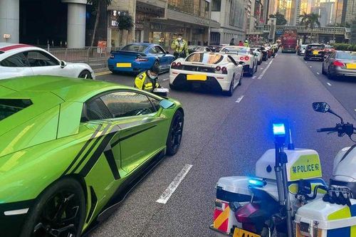 Dàn siêu xe bị cảnh sát Hong Kong bắt giữ vì đua xe trái phép