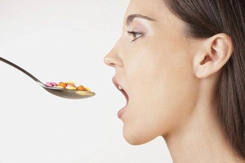 Nhai thuốc khi uống có thể gây tác hại nguy hiểm