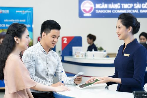 Lãi suất huy động tiếp tục giảm, chờ tín hiệu từ lãi suất cho vay