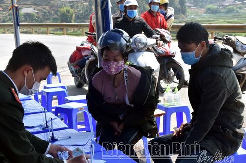 Xử phạt vi phạm hành chính 2 trường hợp khai báo y tế không trung thực