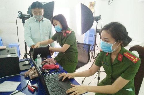 Không để người dân chờ đợi lâu