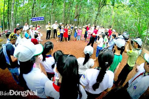 Sức sống mới trên vùng đất anh hùng