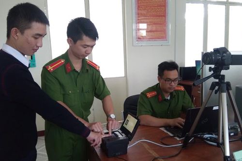 Cát Tiên triển khai làm thẻ căn cước công dân gắn chíp điện tử lưu động