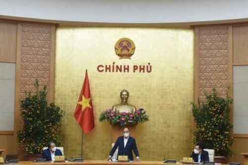 Thủ tướng: Xem xét sớm mở cửa nền kinh tế, không chủ quan với dịch bệnh