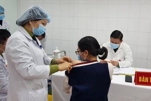 11 nhóm đối tượng ưu tiên tiêm phòng Covid-19 và dự kiến cung ứng vắc xin tại Việt Nam