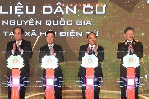 Thủ tướng ấn nút kích hoạt 2 hệ thống cơ sở dữ liệu