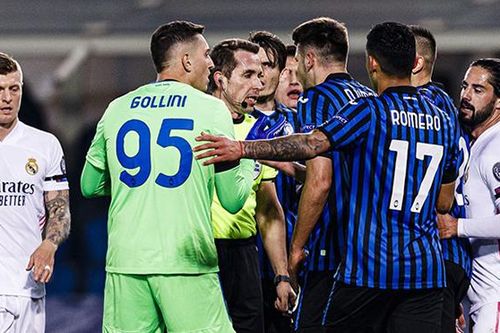 Tranh cãi nảy lửa quanh thẻ đỏ của Atalanta, giúp Real có lợi thế