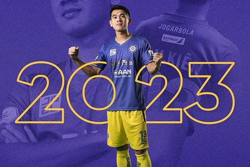 Văn Kiên gia hạn hợp đồng với CLB Hà Nội