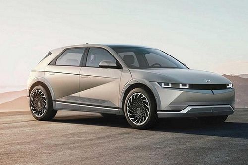 Crossover cỡ trung Hyundai Ioniq 5 2022 chạy điện trình làng