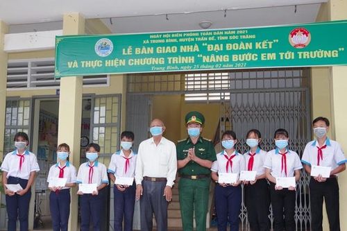 Sóc Trăng: Sôi nổi hoạt động 'Ngày hội Biên phòng toàn dân'