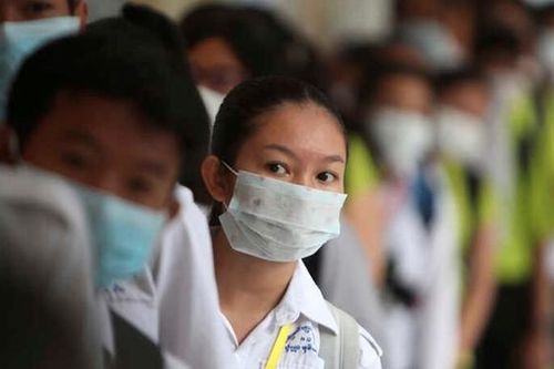 Người phát ngôn Bộ Ngoại giao: Thông tin về tình hình sức khỏe của 13 người Việt Nam tại Campuchia nhiễm Covid-19