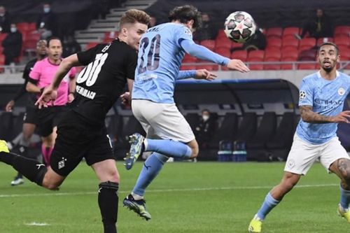 Hạ M'gladbach, Man City lập kỷ lục mới