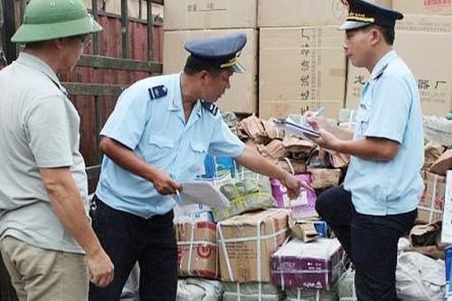 Bóc trần thủ đoạn chiếm đoạt hàng trăm tỷ tiền thuế của 2 doanh nghiệp