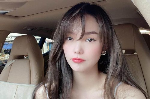 Minh Hằng bất ngờ lên báo Trung, còn được gọi là 'nữ thần'
