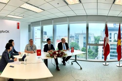 Vietsovpetro và PTSC M&C tham gia Dự án điện gió ngoài khơi La Gàn