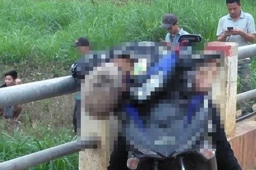 Nam thanh niên tử vong bất thường trên xe máy