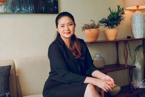 Phan Như Thảo: 'Ông xã hơn 26 tuổi, khó tính nhưng vẫn chiều tôi'