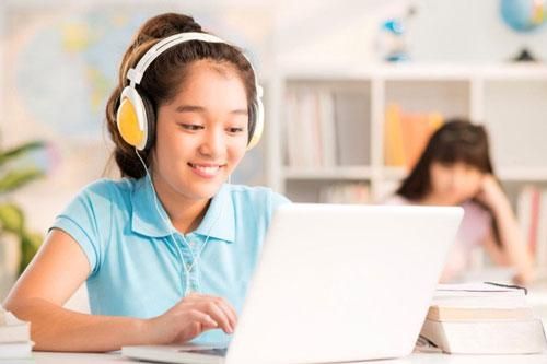Cách bảo vệ mắt cho trẻ khi học trực tuyến
