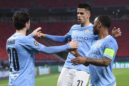 Man City đặt một chân vào tứ kết, Real Madrid thắng chật vật trên đất Italia