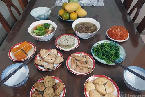 Thực phẩm chay sôi động ngày rằm tháng Giêng