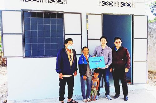 An cư trong những ngôi nhà mới