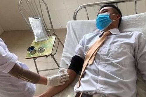 Đang tuần tra, Trung úy CSGT vẫn kịp thời hiến máu cứu người