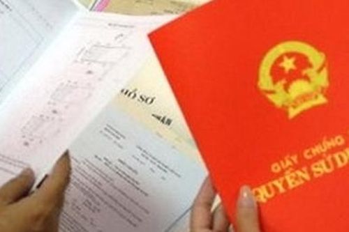Đánh tráo 'sổ đỏ', lừa bán đất