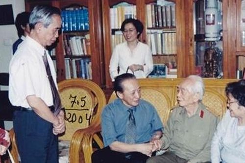 GS.TSKH Nguyễn Tài Thu - 'Còn tình yêu ở lại'