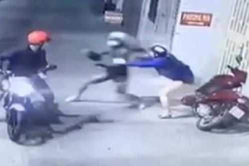 Băng nhóm xịt hơi cay, cướp tài sản đôi nam nữ ở Sài Gòn bị bắt