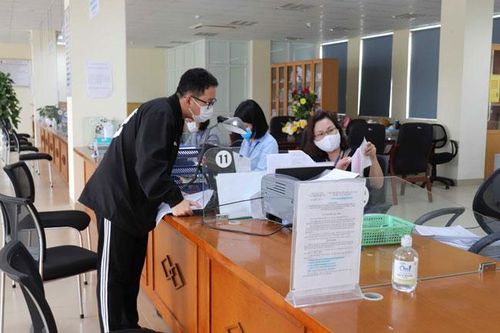 Giải quyết hồ sơ hành chính khi dịch Covid-19 diễn biến phức tạp: Bảo đảm an toàn, thuận lợi