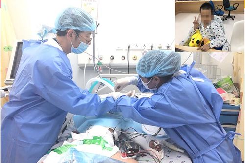 Cứu sống bệnh nhi 8 tuổi đa chấn thương, tróc da diện rộng do tai nạn giao thông