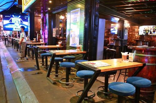 Nới lỏng nhiều hoạt động kinh tế - xã hội nhưng không lơ là phòng dịch